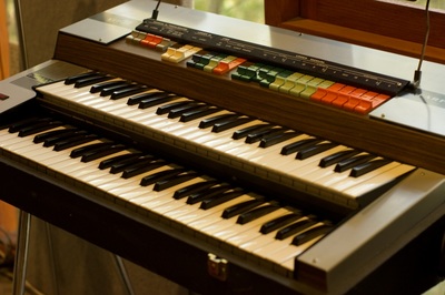 Farfisa organ recording keyboards